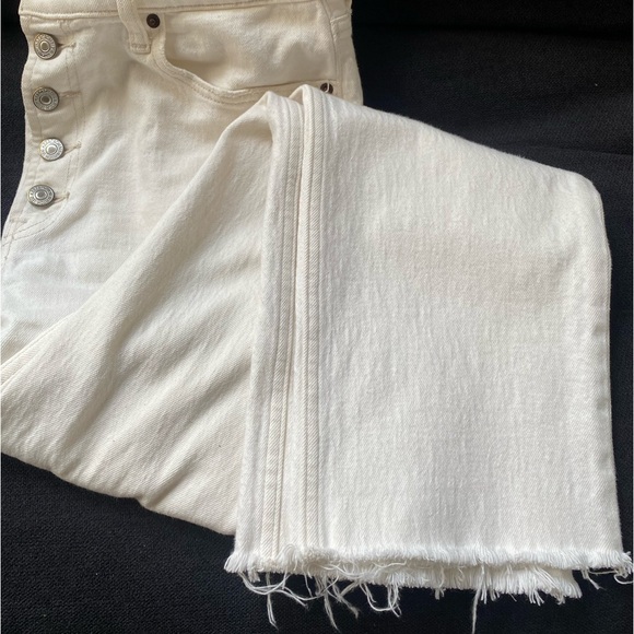 Abercrombie Ultra High Rise Straight White Jeans - curve love - Picture 5 of 8